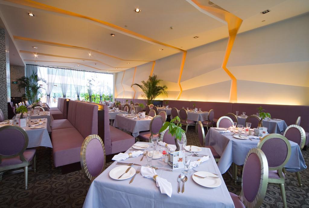 Ramada By Wyndham Pearl Guangzhou-Canton Fair Free Shuttle Bus Restaurante foto