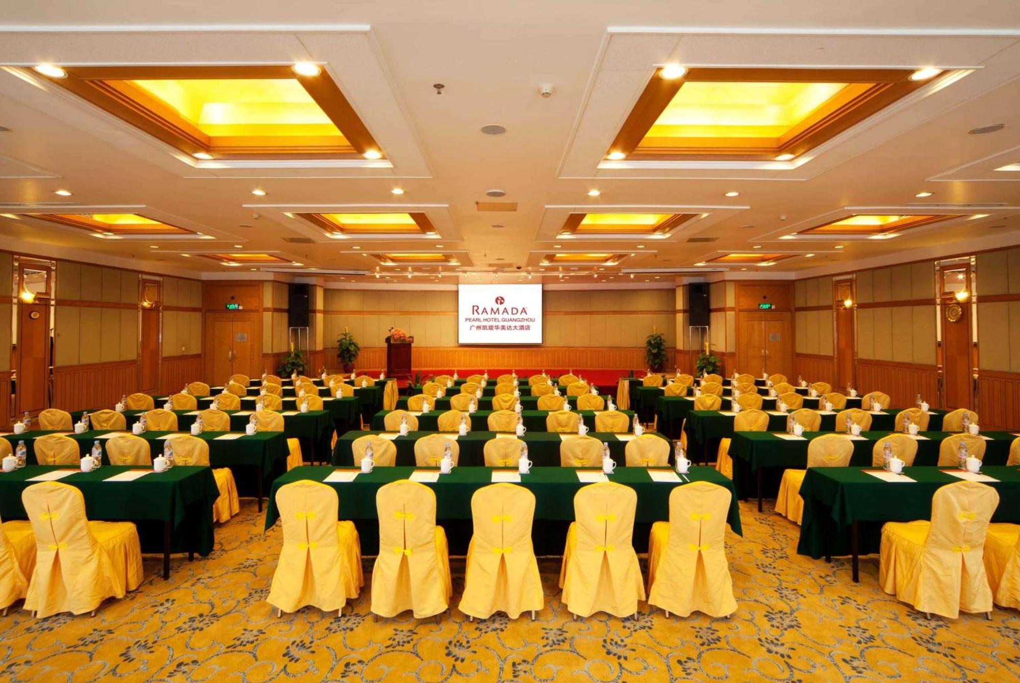 Ramada By Wyndham Pearl Guangzhou-Canton Fair Free Shuttle Bus Exterior foto