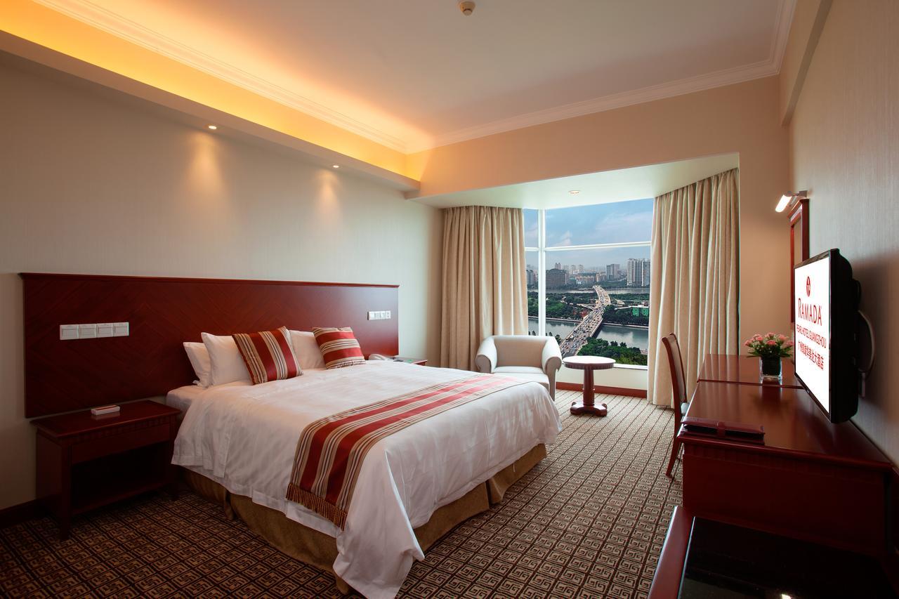Ramada By Wyndham Pearl Guangzhou-Canton Fair Free Shuttle Bus Exterior foto